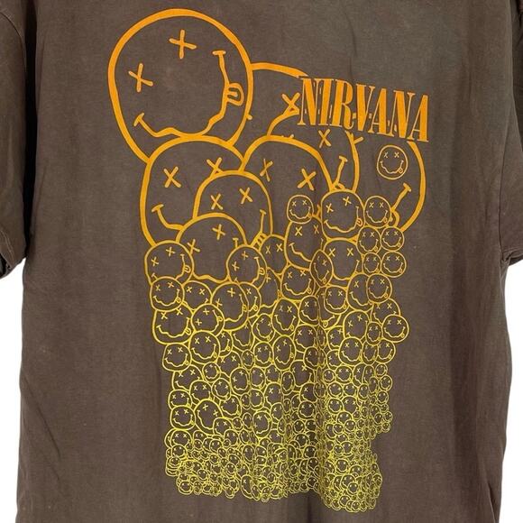Officially Licensed Nirvana Smiley Faces Grunge Tee Brown Acid Wash XL - Picture 5 of 6
